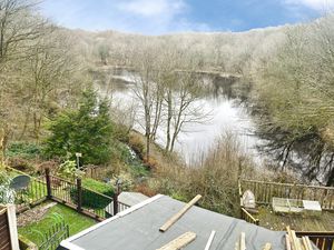 Rear view- click for photo gallery